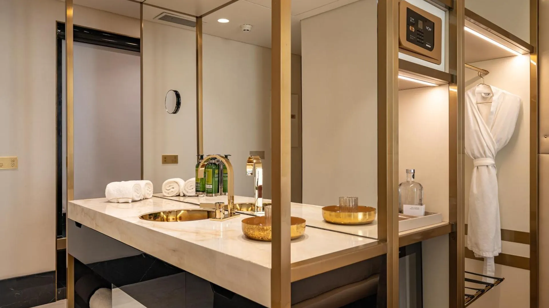 Madalena By The Beautique Hotels Lisbon Portugal